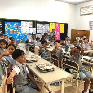 Hari Pertama MBG di SD Papua Kasih, Murid Beri Respon Lucu dan Ceria